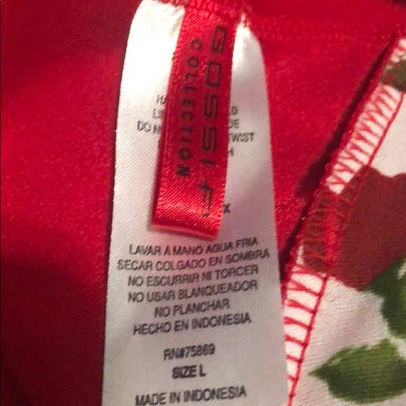 Swimsuit - Picture 5 of 6